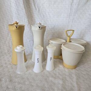 Vintage Tupperware Condiment Containers Set of 6 with Lids